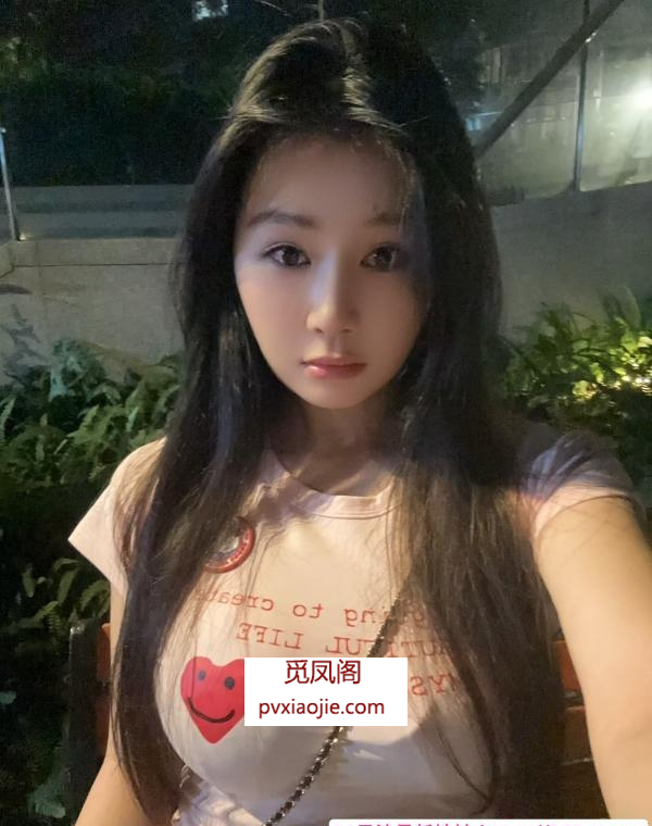 身材火辣天然F奶