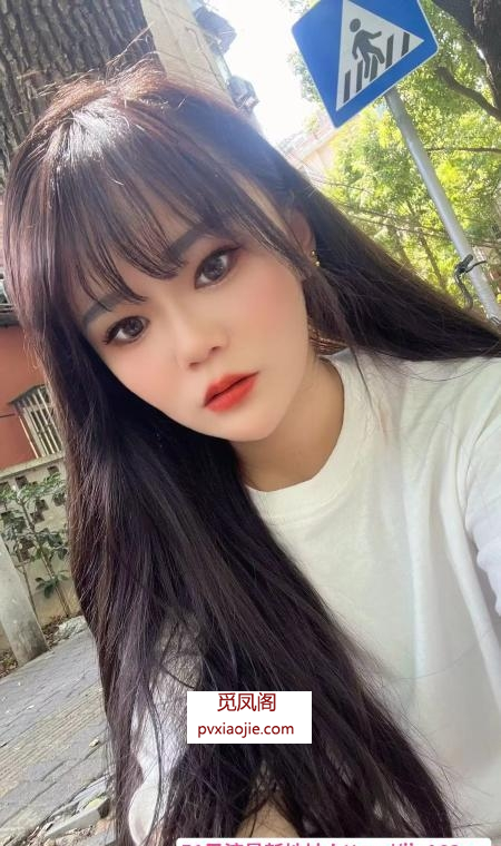 武侯年轻粉嫩小师妹