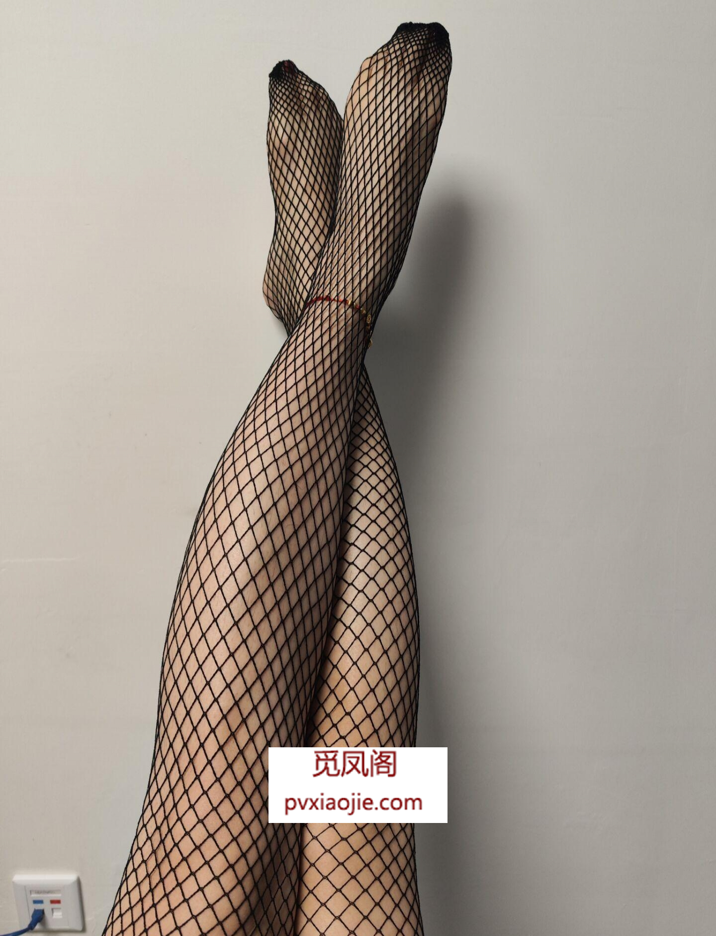 丰台妍妍，翘臀美腿，大中小全能